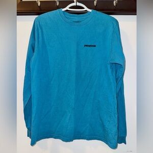Patagonia Men's Blue Long Sleeve Tee size Small
